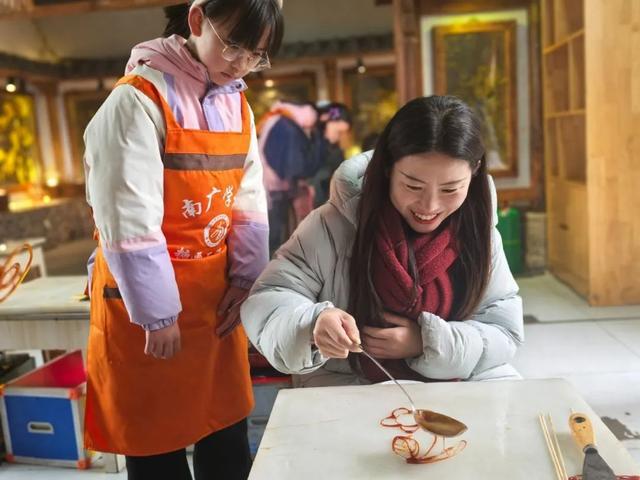 到宜宾市叙州区南广学校参观交流麻将胡了2模拟器川师叙州附小