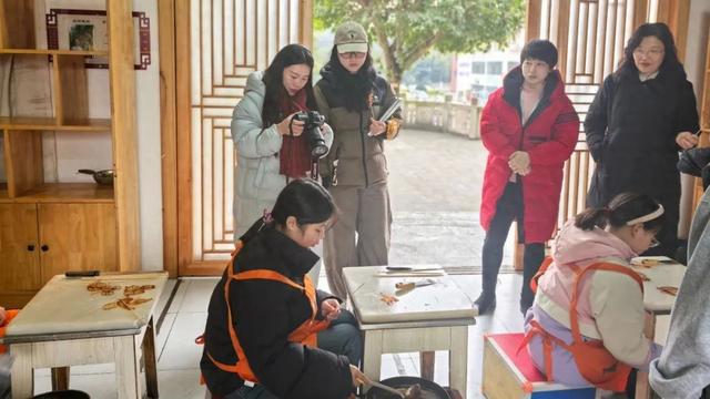 到宜宾市叙州区南广学校参观交流麻将胡了2模拟器川师叙州附小(图5)